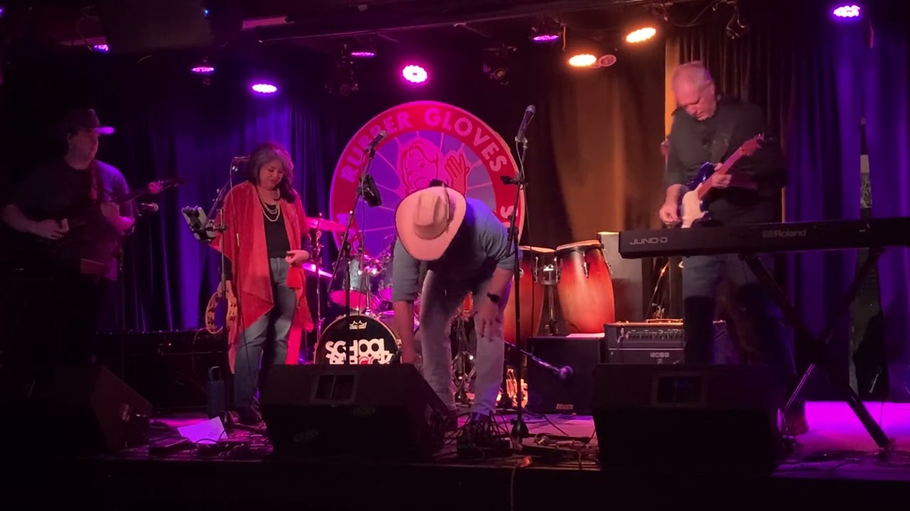 Gimme 3 Steps, Lynyrd Skynard - EOS Outlaw Country @ Rubber Gloves in Denton, Texas 
