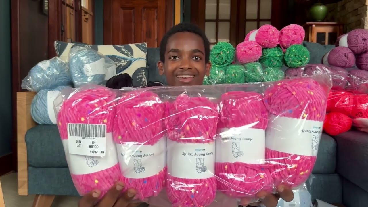 Hobbii Yarn Unboxing #3 by Jonah’s Hands
