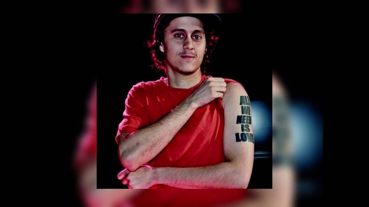 Canserbero IA - A Tus Pies (@HORUSTierra)