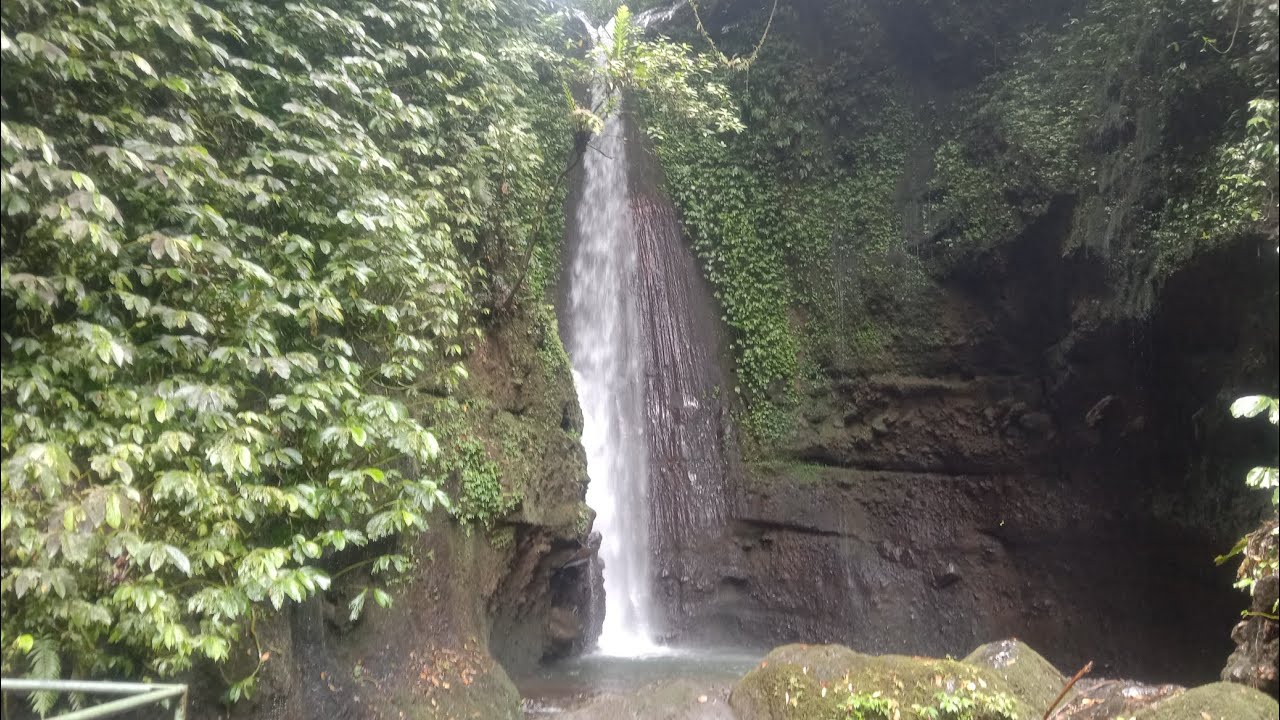 UAS English for Tourism (Jeruk Manis Waterfall) Lalu Ilham Ramadhani