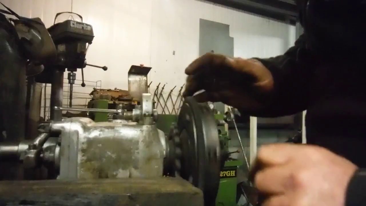 Sturmey Archer motorcycle gearbox discussed at Performance classics.
