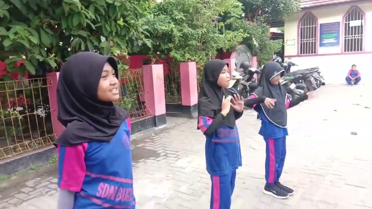 KEWER KEWER SDN BUGEL 4 KOTA TANGERANG
