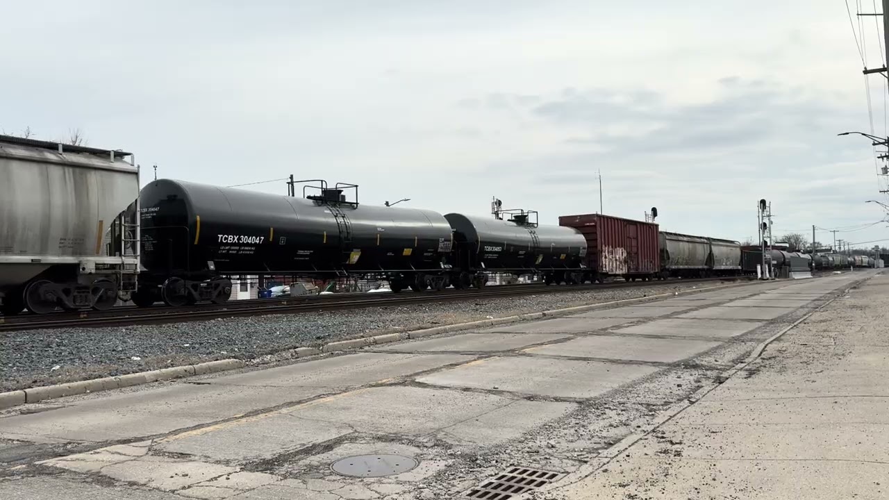 CSX 876 leads M510 north at butler street Hamilton Ohio 