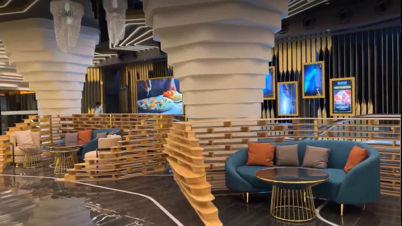 Rajhans Cinemas Katarrgam | Flamimgo Mall | Gujarat's 10 Screen #RajhansCinemas #RajhansFlamingo