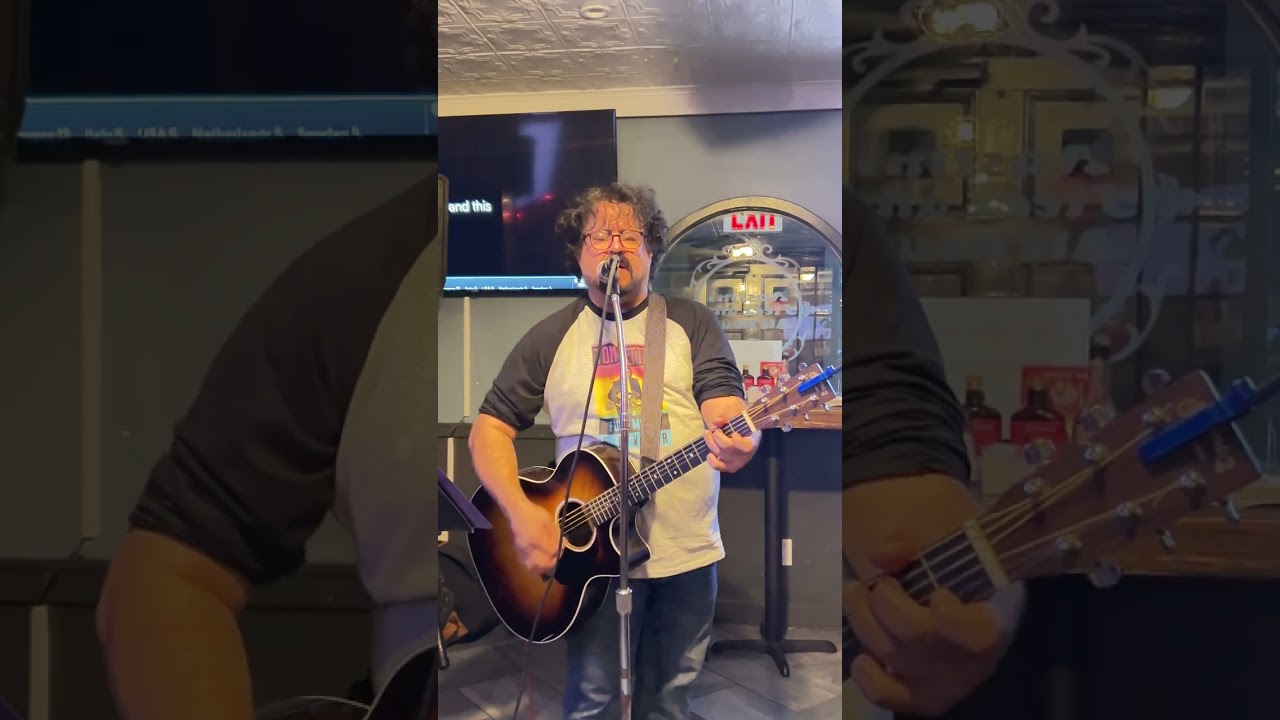 The Breakup Song - Greg Kihn Band - Joe Caravella - Austin Ale House - Kew Gardens, New York