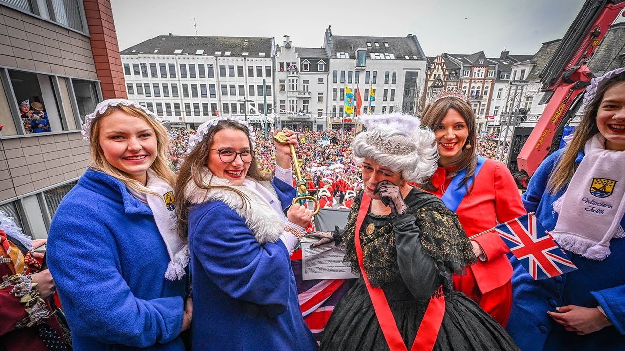Weiberfastnacht 2023: Der Beueler Rathaussturm