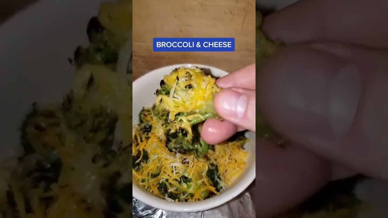 KETO SIDE DISH 🍽 BROCCOLI & CHEESE #shorts