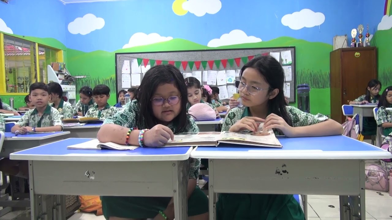 Программа обучения распознаванию растений - Патрисия Мадлен Салли и Лоренсия Гризельда Халава