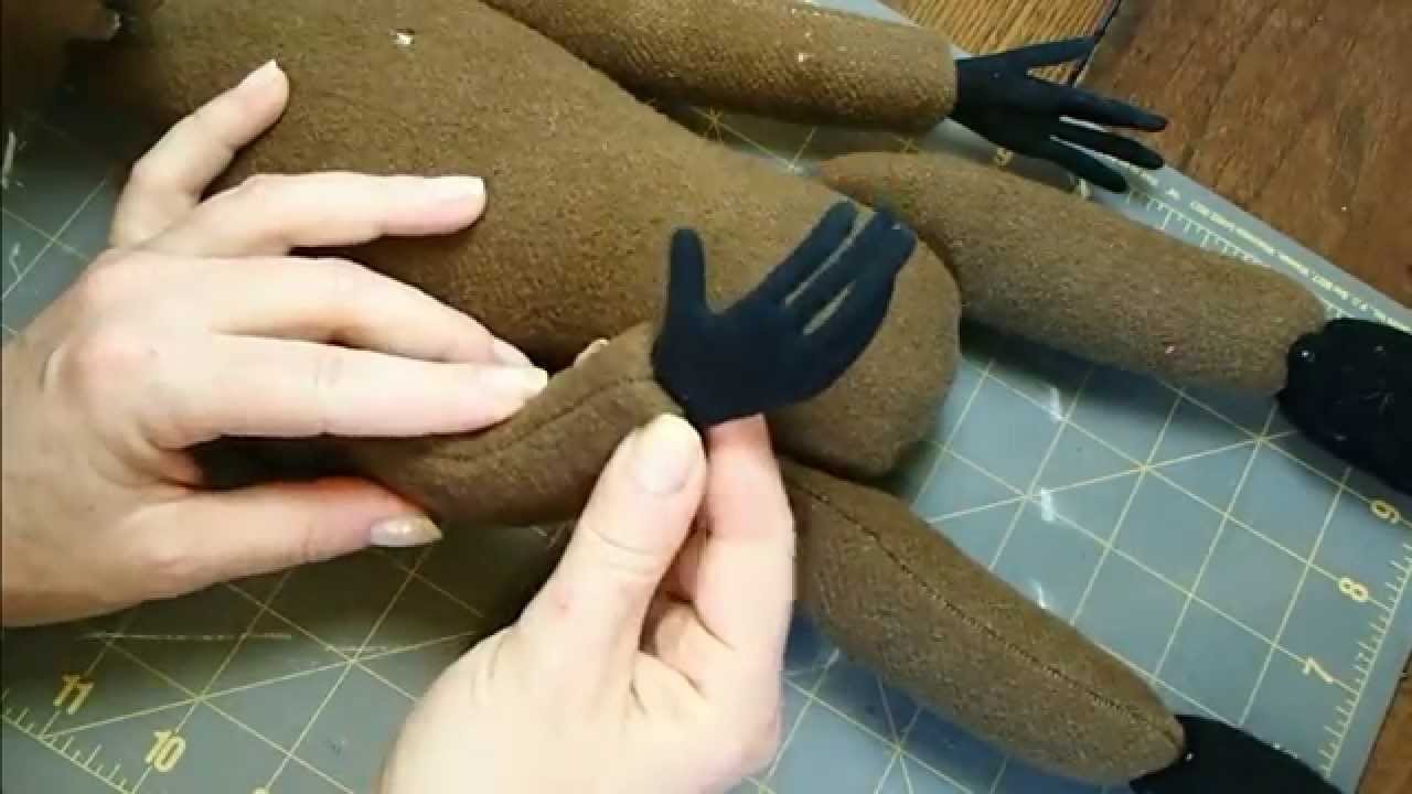 Making Wired Doll Hands at Agosia Arts