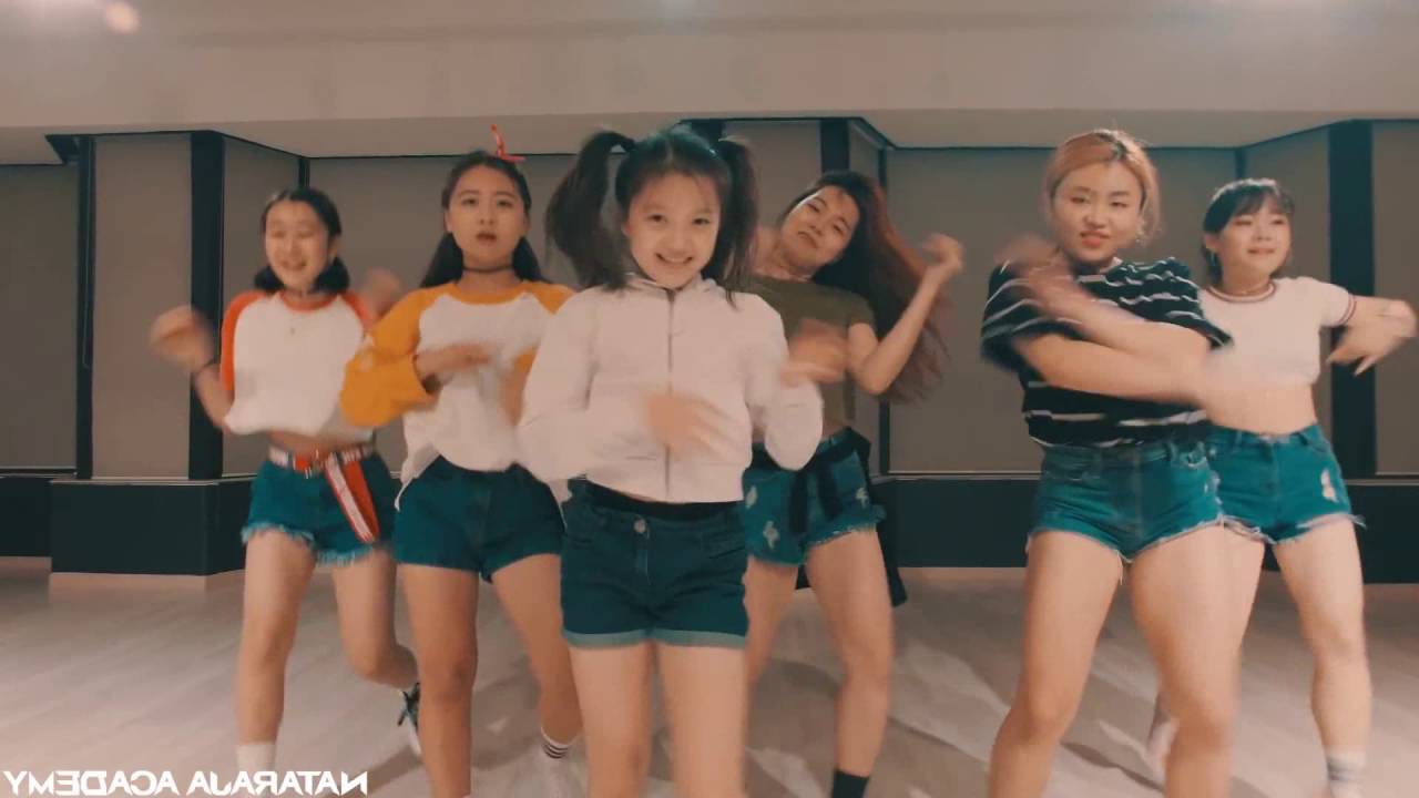 Meghan Trainor   Me too   J JIN Choreography Mirrored