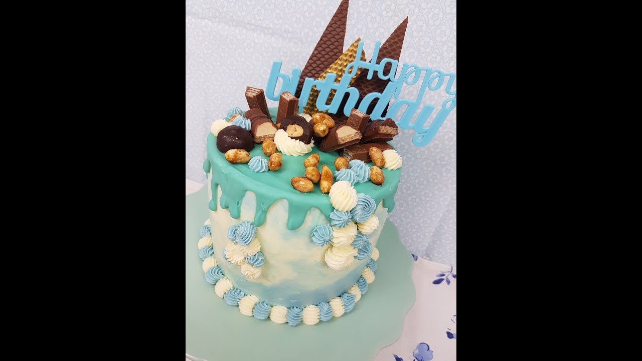 Drip cake de chocolate, mantequilla de cacahuete y fresa | Sweet Shop Victoria