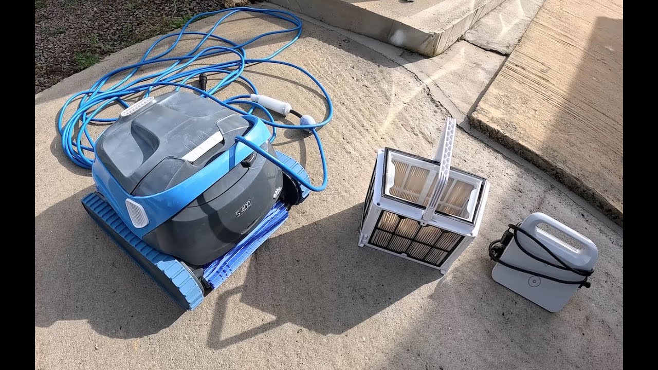 Robot Piscine d'occasion Dolphin S400 connecté