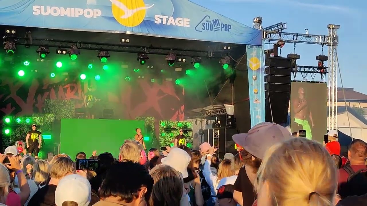 Käärijä - Cha Cha Cha (Live at Supersunnuntai 17.8.2025)