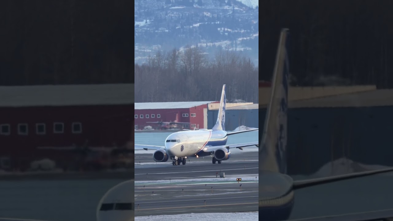 Alaska Airlines (Honoring Those Who Serve Livery) 737-890 Taking off Runway 33 Anchorage-Utqiagvik