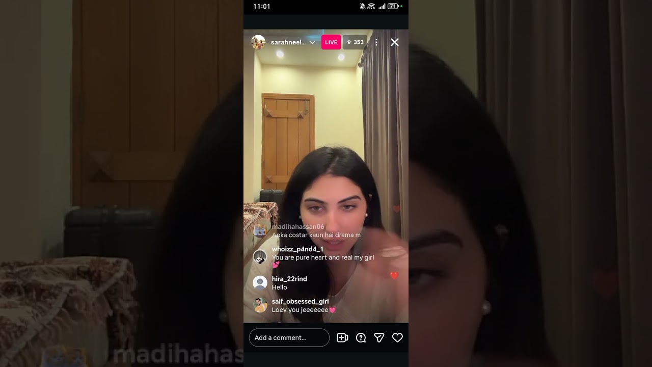 Sarah Neelum is live on instagram #tamashaseason4 #tamashavideos #saranelum 