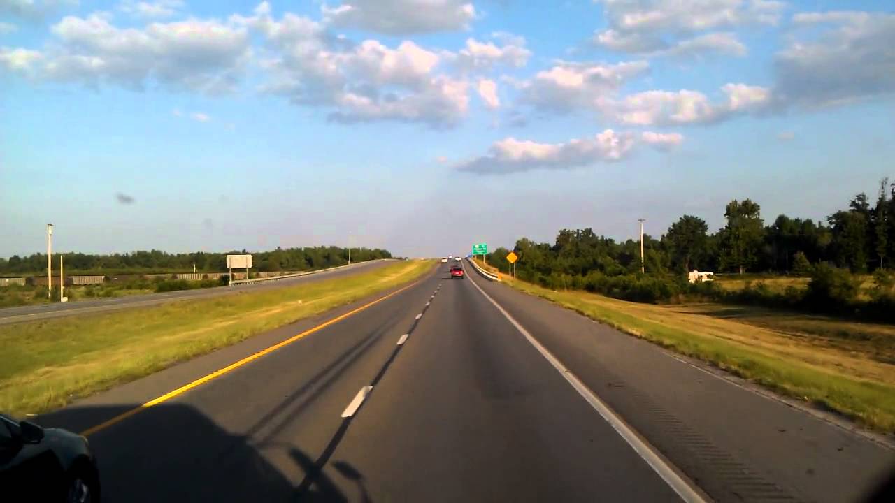 Crossing the Ohio River on Interstate 24 East into Paducah, Kentucky