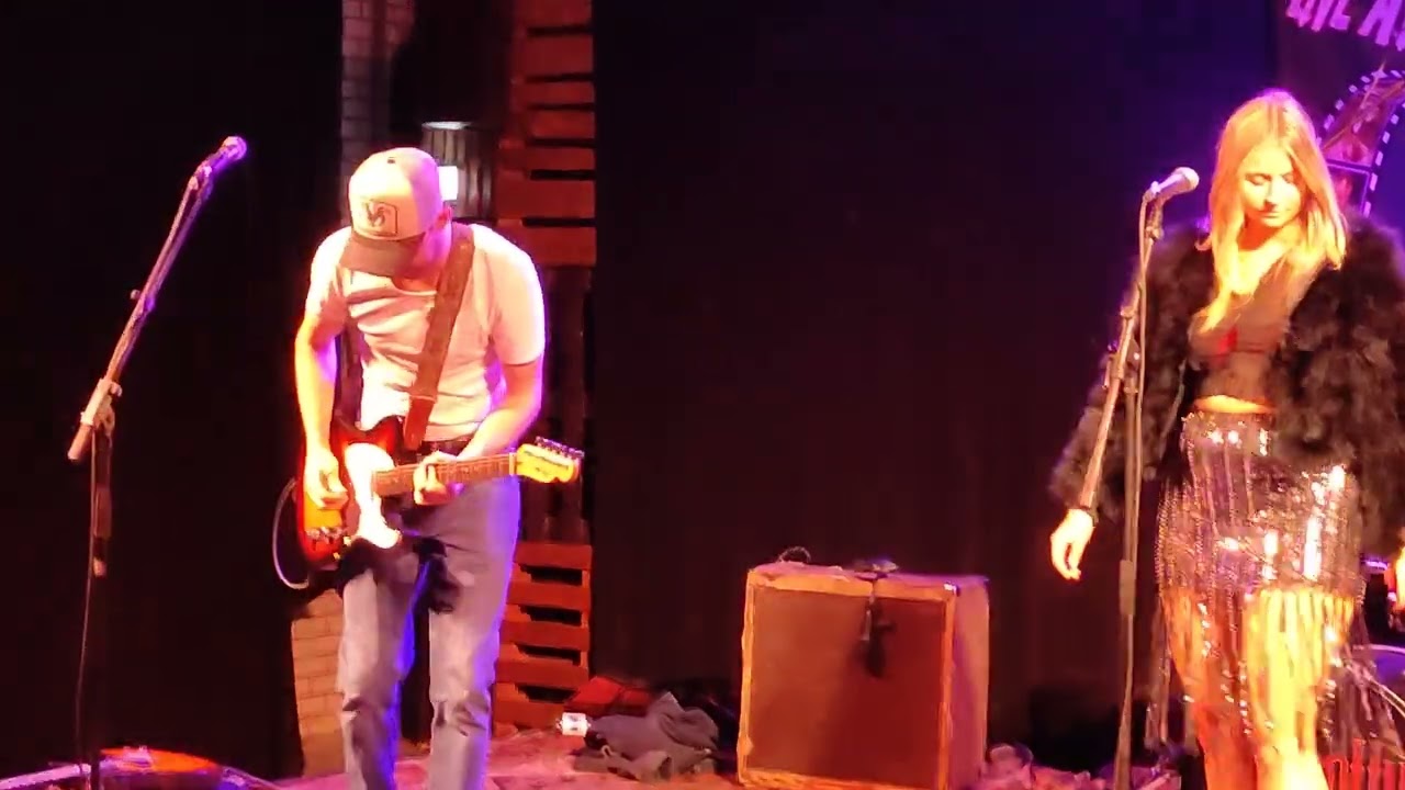 Connolly Hayes - Midnight In Harlem (2025-11-02 - NiXenMeeR, Enschede, NL)