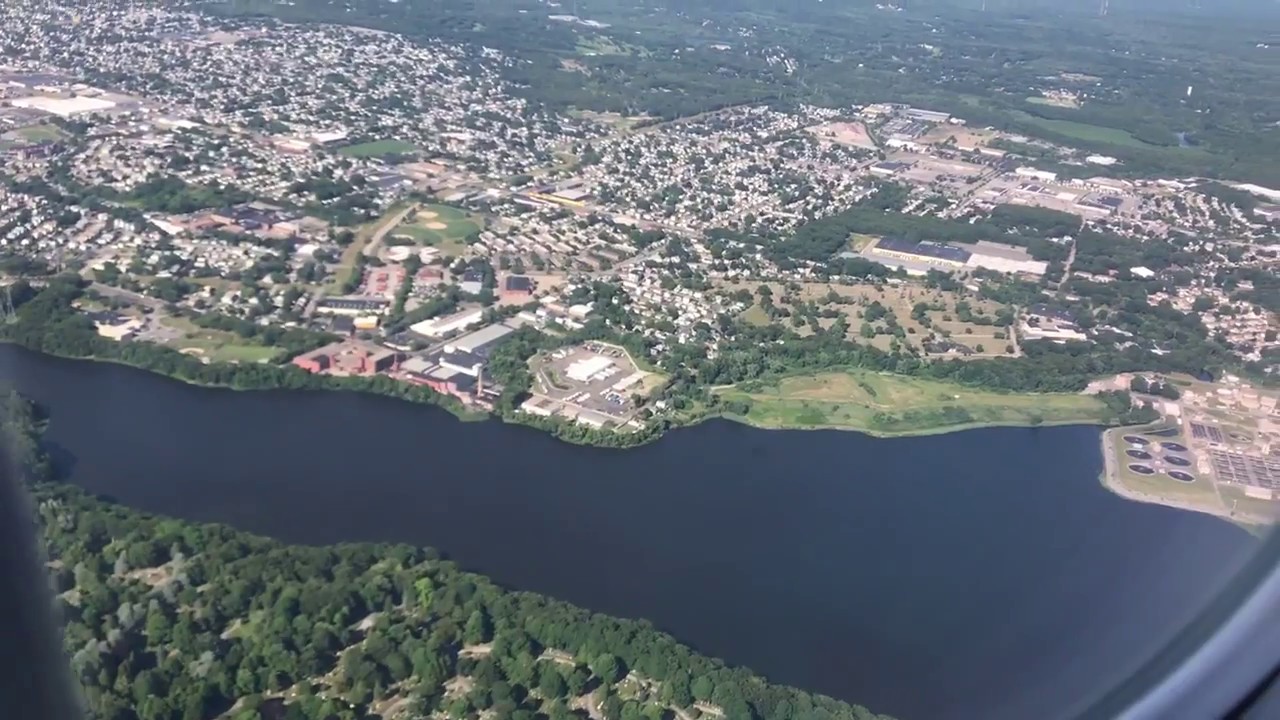 Approach and landing OVD airport Providence RI