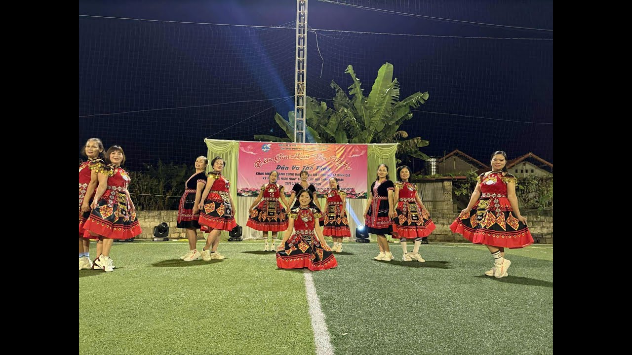 Shuffledance Tiếng khèn mùa ban nở. CLB Dung Hoàng