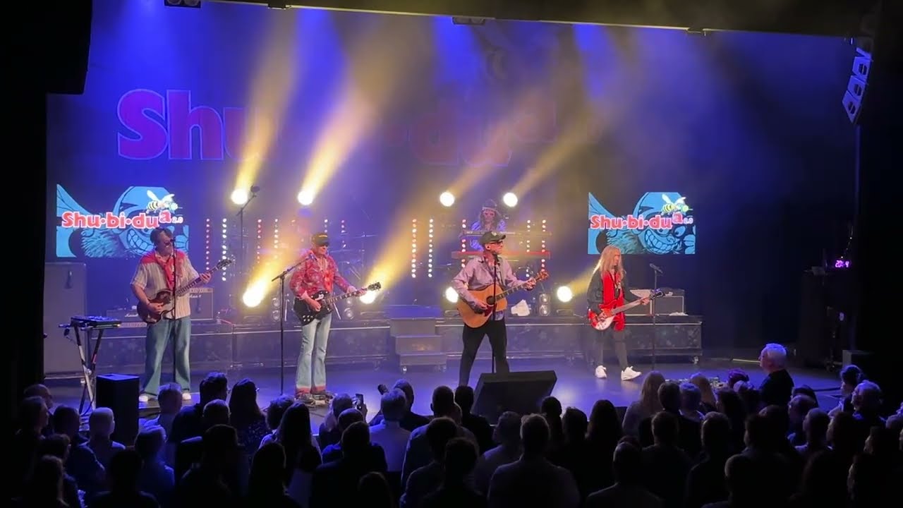 Shu-bi-dua 2.0 - Slinger i Valsen (Taastrup Teater & Musikhus - 02.05.2025)