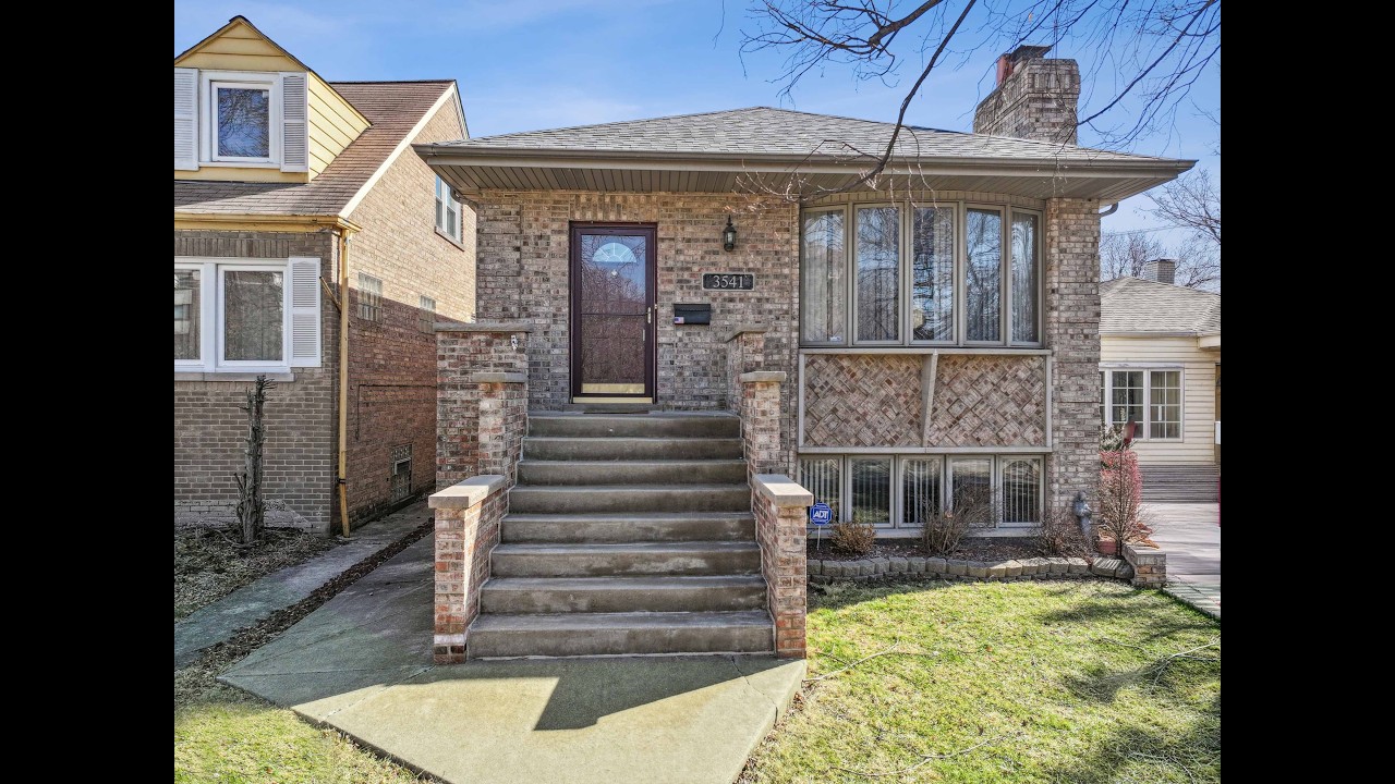 3541 N Pontiac Ave, Chicago, IL 60634