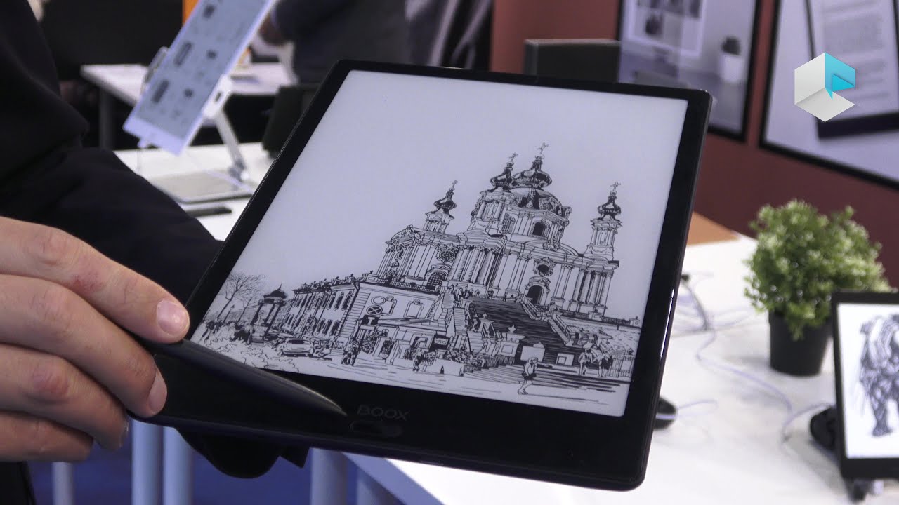 Onyx Boox Note 2 ebook reader with pen, Qualcomm processor and Android 9