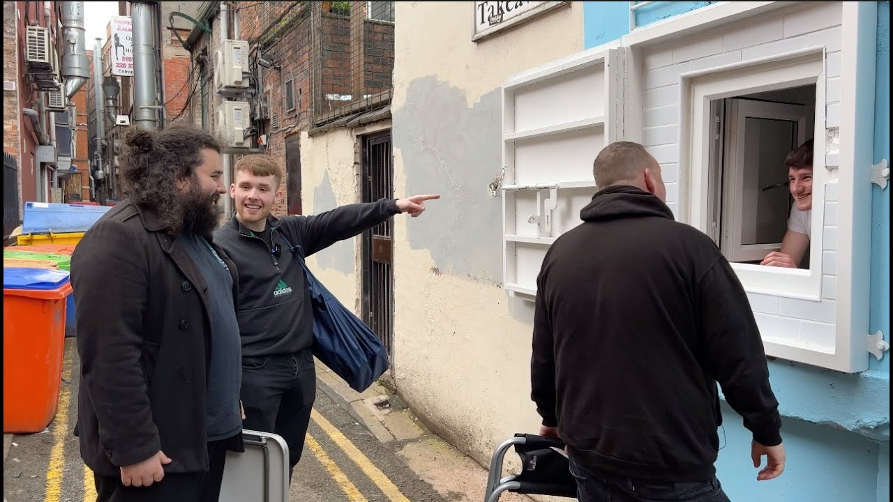 Having a Takeaway with STEPHEN TRIES & MAX