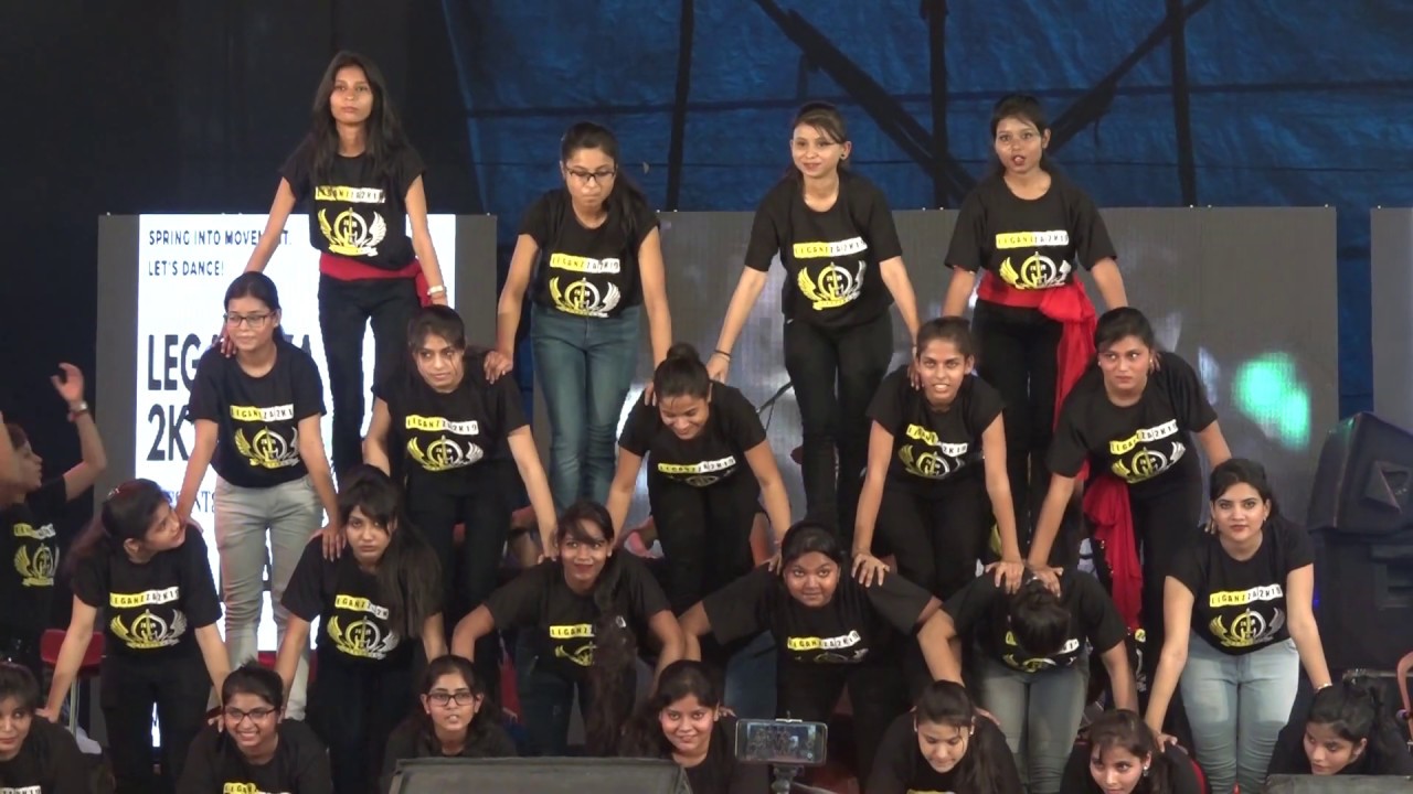 Girl's Hostel human pyramid | asansol engineering college | leganzza 2k19