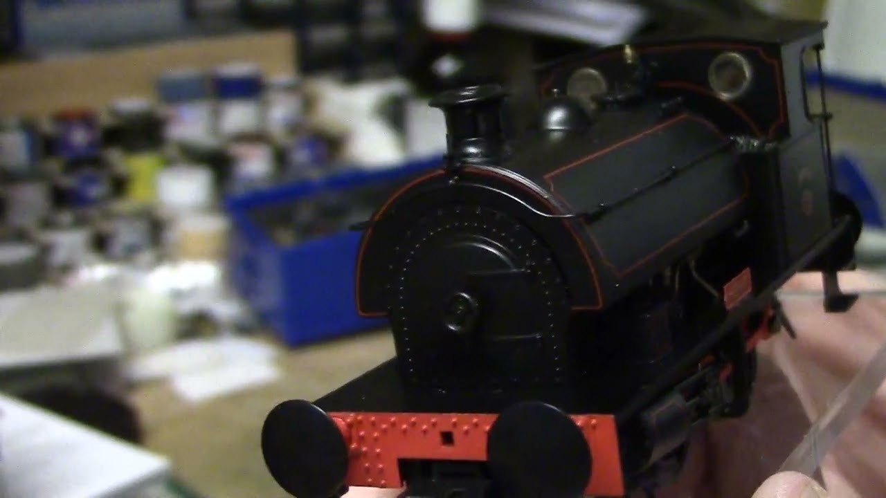 Review Dapol Hawthorn Leslie 0-4-0