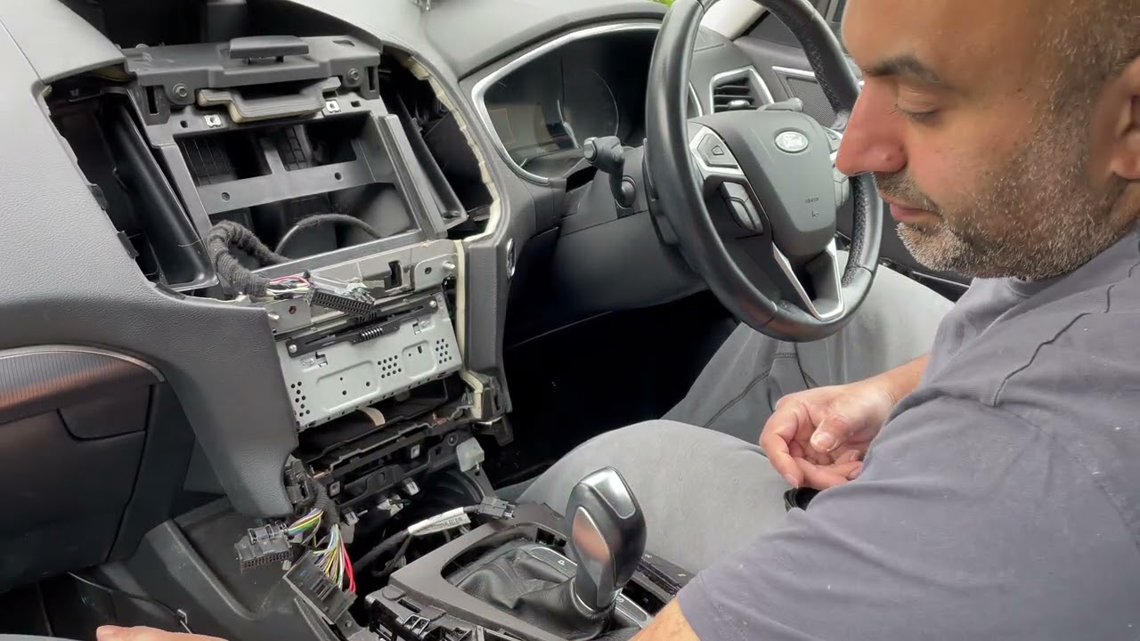 Ford S-MAX / Galaxy Sync 2 to Sync 3 Upgrade Walkthrough
