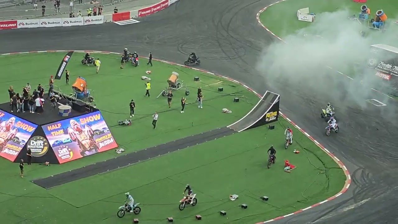 PGE Narodowy Budda Half Time Show Drift Master