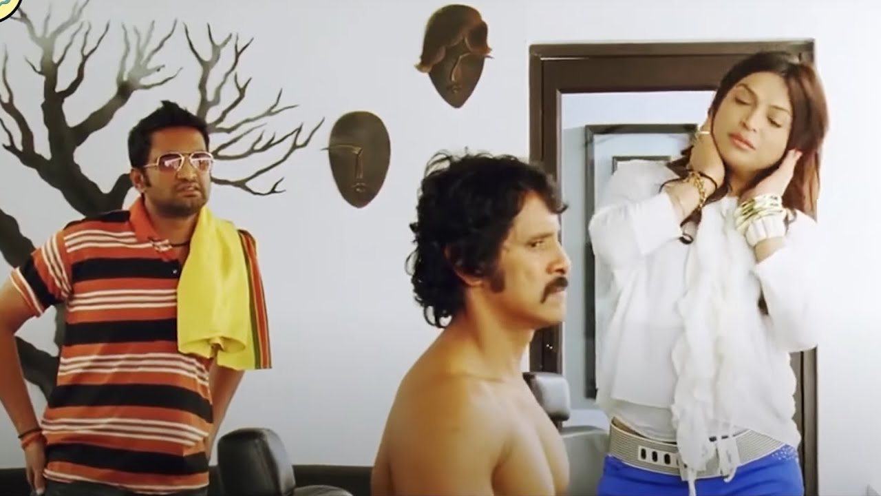 Chiyaan Vikram Funny Comedy Scene  | Mana Chitralu