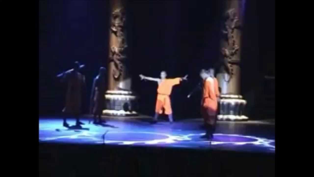 Shaolin wheel of life Show-  Master Yan Xin