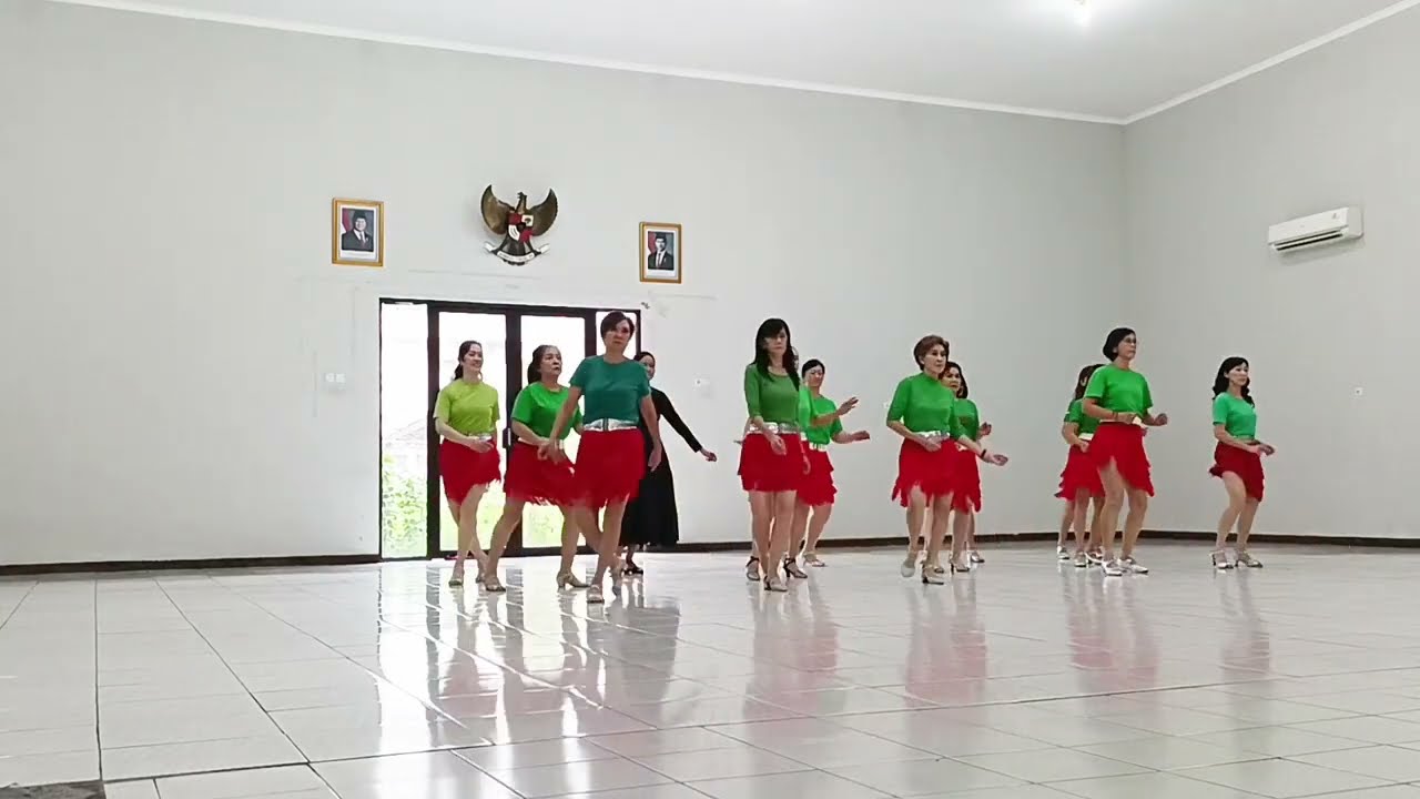 Cha Cha Loco - Advanced Phrased Cha Cha - Choreo by Lilian Ho , Asbare Bare , Alief Faza - 