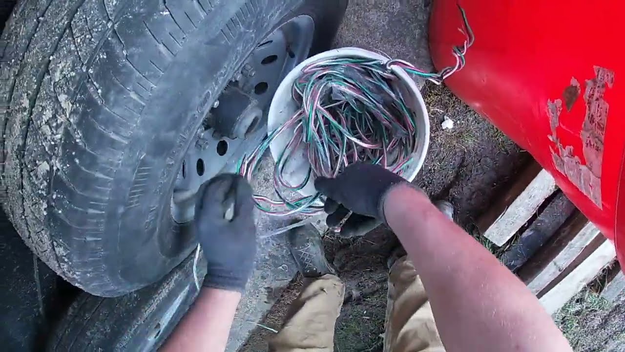 An easy way to get the copper out of Aluminum MC cable