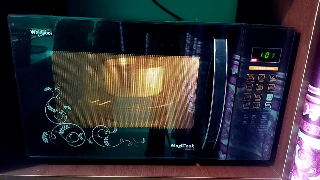মাইক্রোওয়েভ ওভেনে কেক বেকিং।। Cake baking in whirlpool microwave oven.