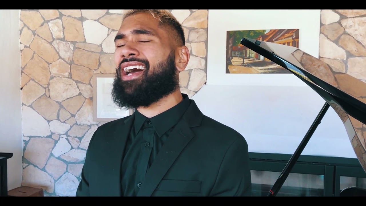 Oh Holy Night Robin Pieters & Craig Lucas (The Dream Box) Music Video.