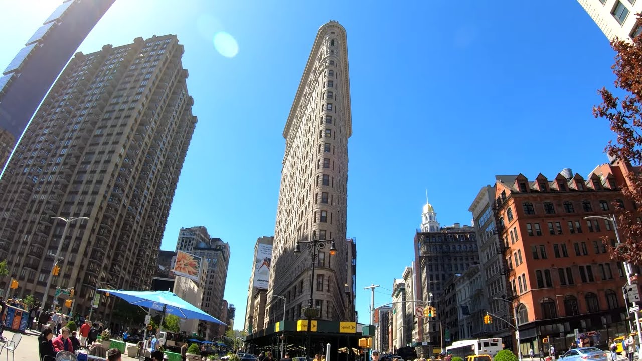⁴ᴷ⁶⁰ Walking NYC (Narrated) : 5th Avenue from Washington Square Park to Metropolitan Museum of Art