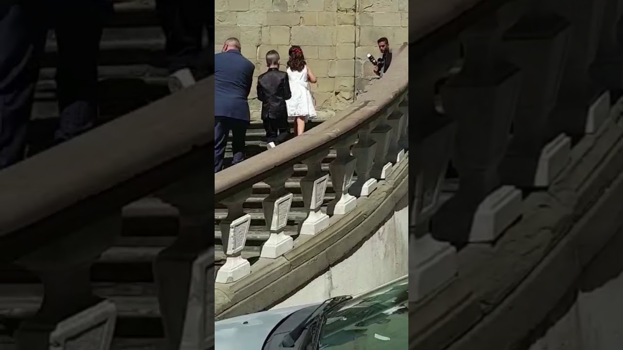 ARRIVO ED ENTRATA IN CHIESA DELLA SPOSA