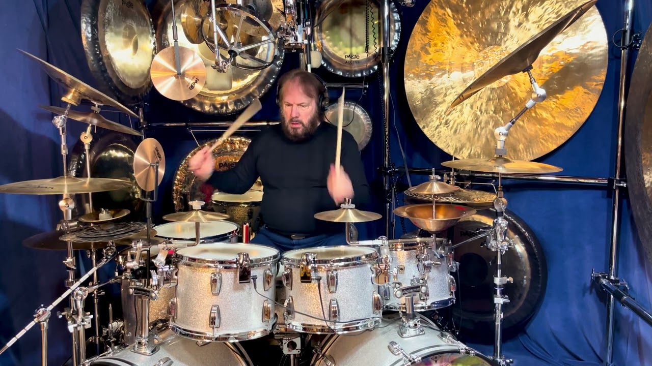 Ludwig 7ply Maple Classic Kit with Paiste, Zildjian & Sabian Cymbals.