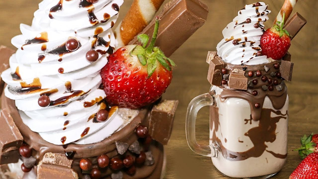 KitKat Chocolate Freakshake | Delicious Chocolate Freakshake | Kanak's Kitchen