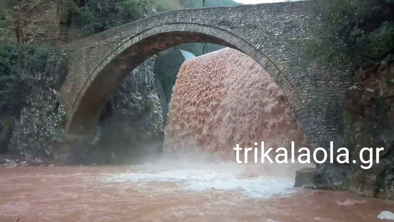 Καταρράχτες Παλαιοκαρυάς Πύλης Τρικάλων αγριεμένοι φουσκωμένο ποτάμι Πέμπτη 28 12 2017