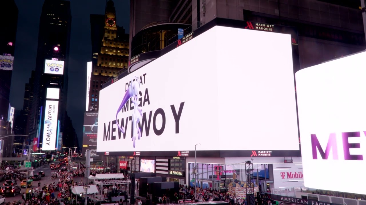 Mega Mewtwo Y spotted in Times Square, NYC! 😱
