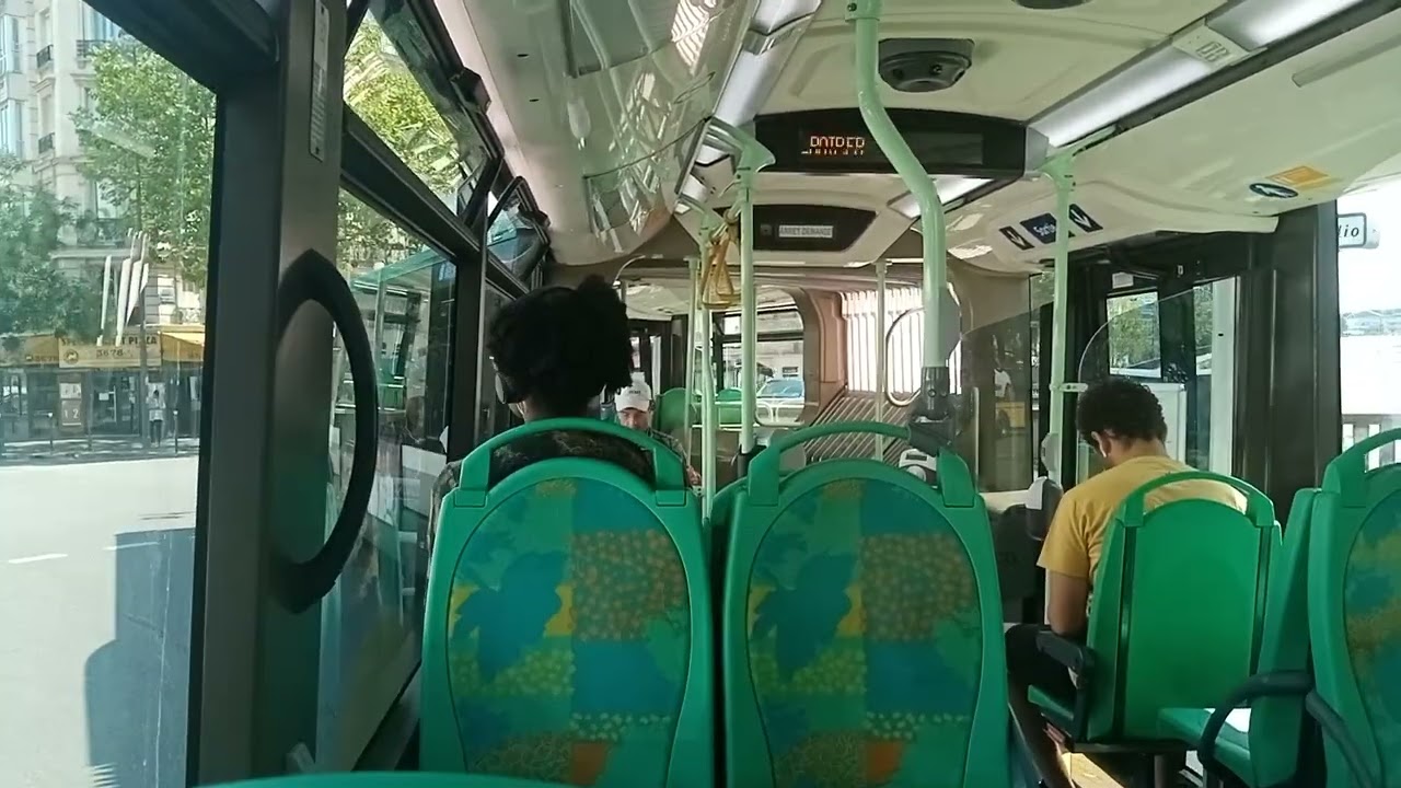 Bus 62 RATP - Urbanway 18 Hybride N°5586 Porte de Saint-Cloud --- Porte de France ( Déviation 🚧 )