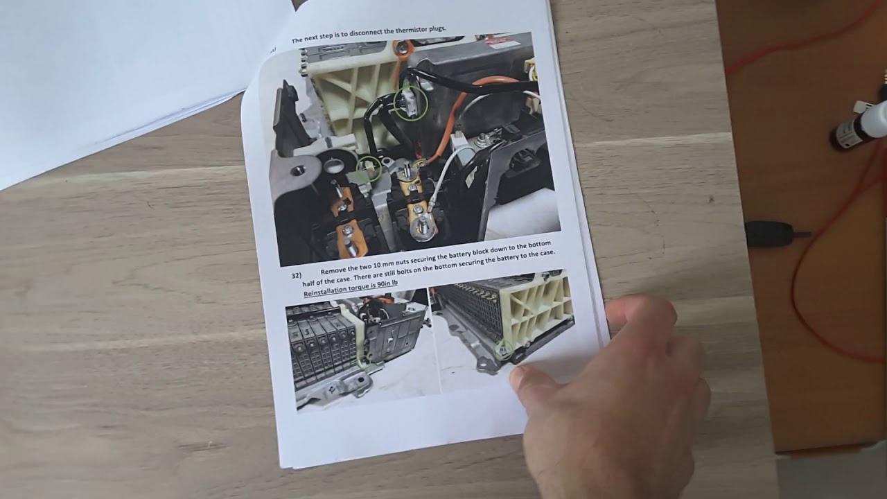 Guide démontage pas à pas - Batterie hybride Prius 2