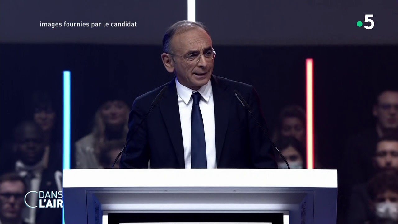 A l'extrême droite, la bataille entre Zemmour et Le Pen fait rage - Reportage #cdanslair 05.02.2022