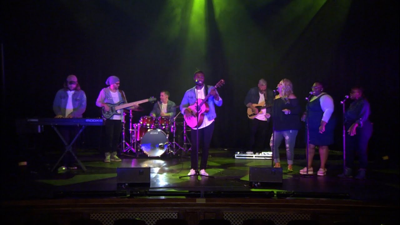 Singer Aaron Lewys Performs &ldquo;Stop Wasting My Time&rdquo; for Detroit Performs: Live From Marygrove