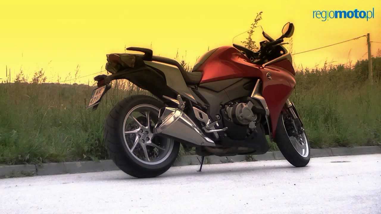 Honda VFR 1200 F DCT C-ABS - test regioMoto