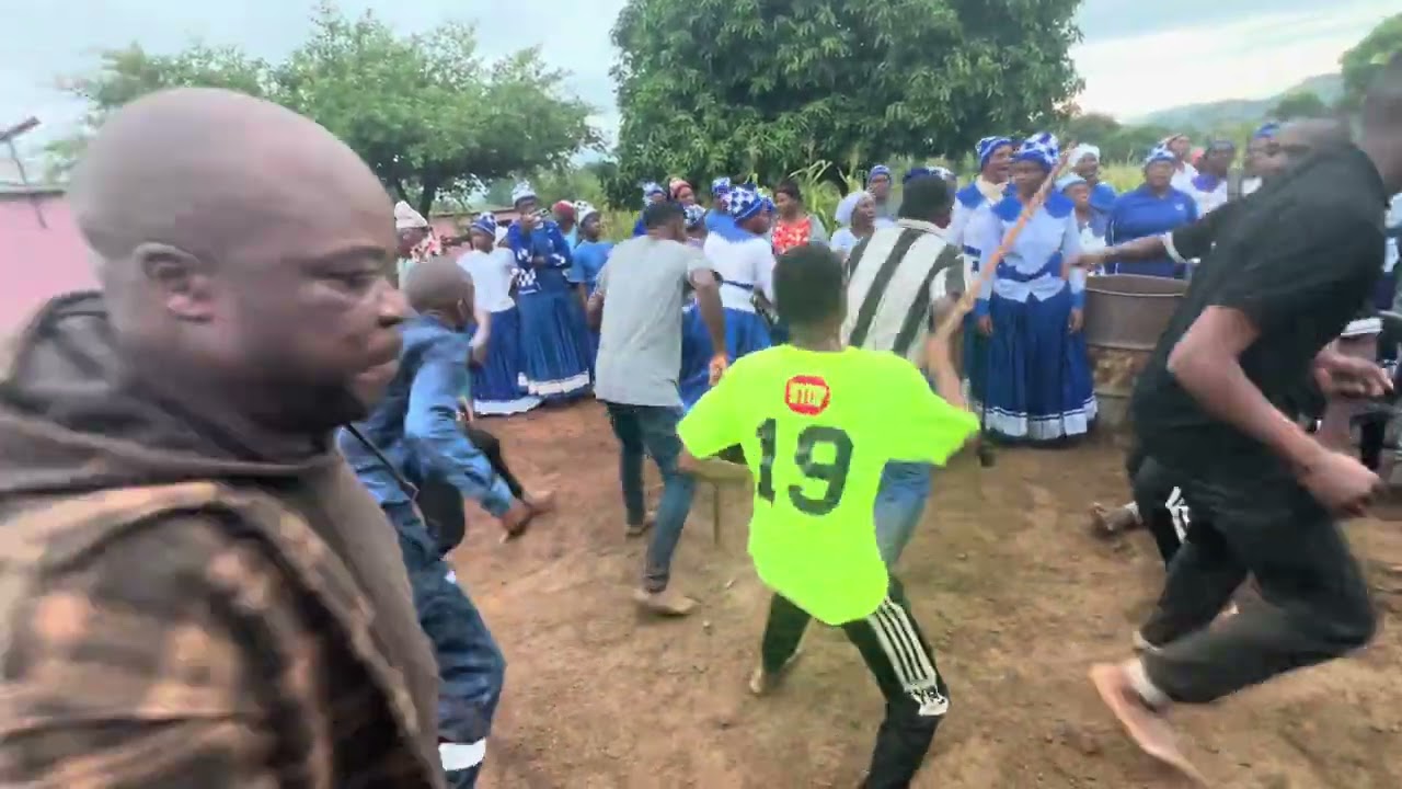 Nyaradzo ya Tichaedza Chimombe & Audrey Jena