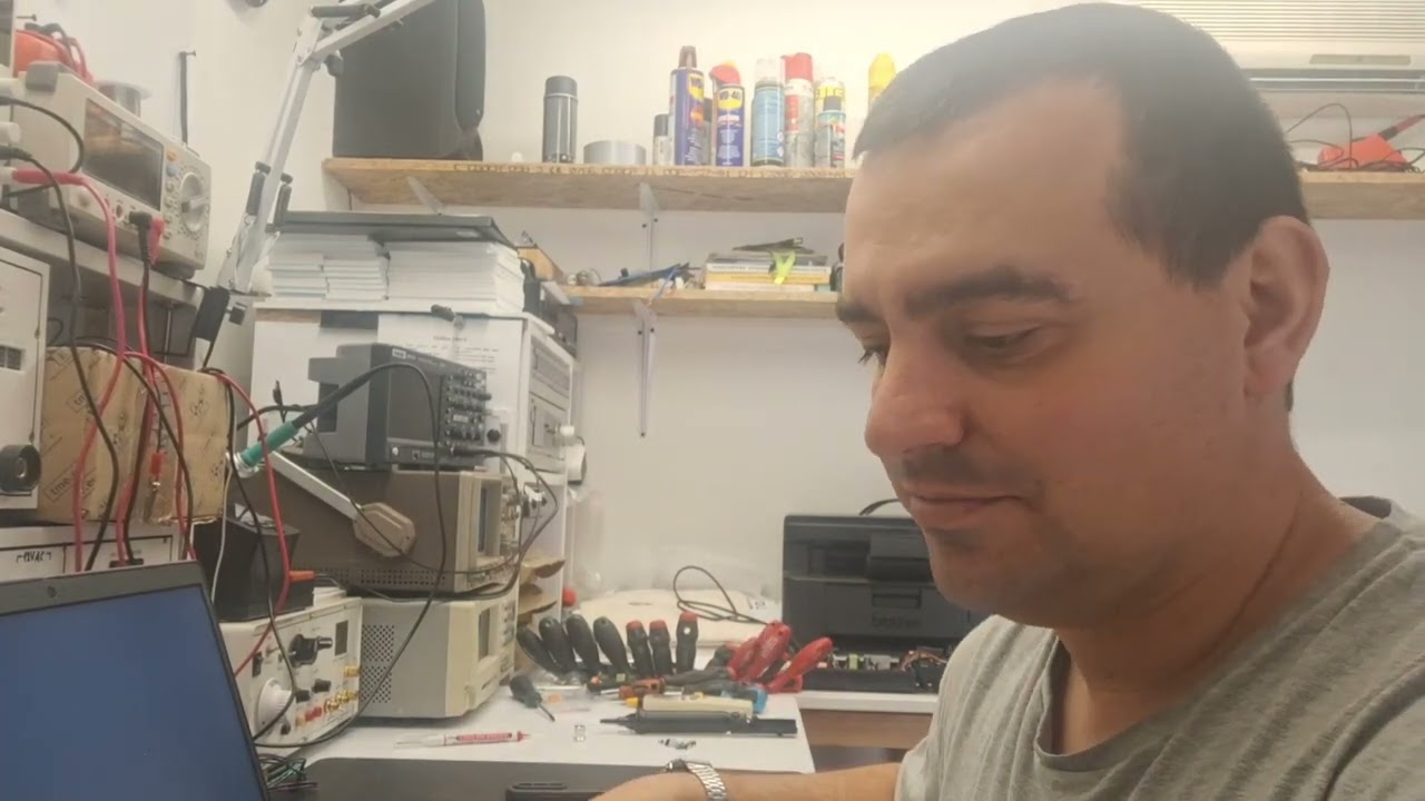 Egy Lenovo laptop gatyába rázása